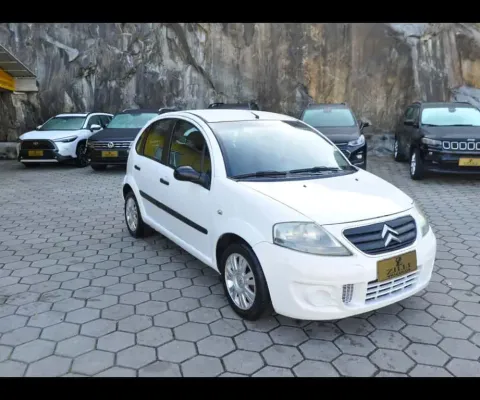 Citroën C3 GLX 1.4 MT - Branca - 2011/2011