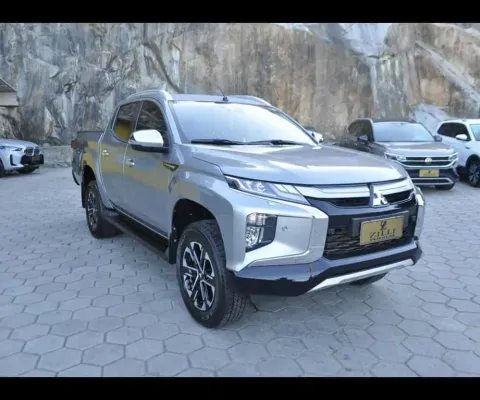 Mitsubishi L200 Triton 2.4 SPORT HPE-S 4X4 AT - Prata - 2024/2025
