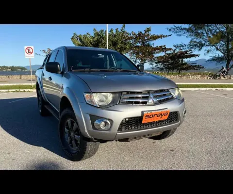 Mitsubishi L200 Triton L200 Tri.HLS Chrome Ed. 2.4 CD Flex Mec.  - Prata - 2015/2016