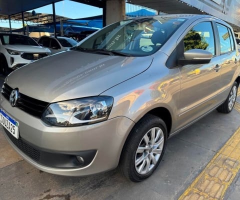 VW FOX TREND 1.6 FLEX MANUAL 2013/2013  COMPLETO REVISADO NOVISSIMO SEM DETALHES 