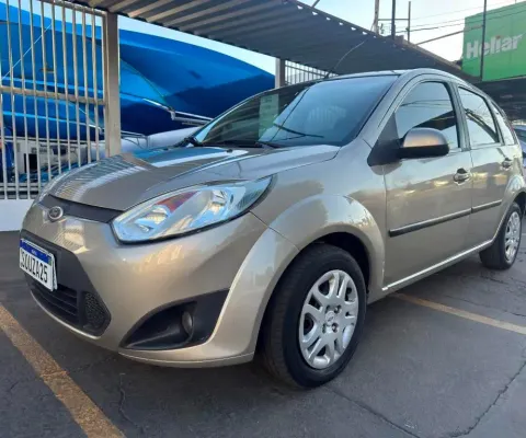 FORD FIESTA CLASS 1.6 FLEX  HATCH  MANUAL 2012/2013 COMPLETO NOVISSIMO IPVA PAGO