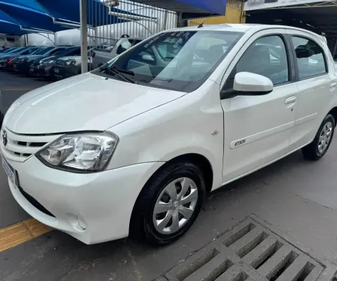 TOYOTA ETIOS XS 1.3 FLEX MANUAL 2014/2015  COMPLETO REVISADO NOVISSIMO LACRADINHO 