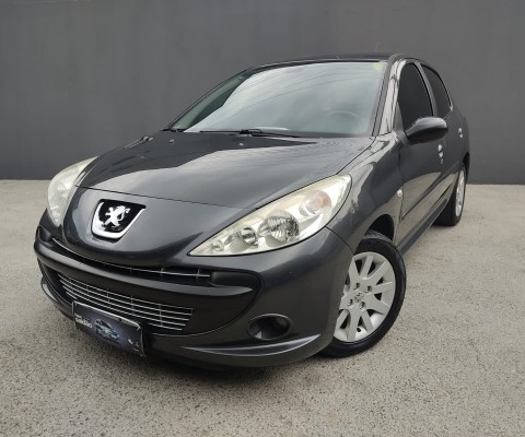 PEUGEOT 207 à venda.