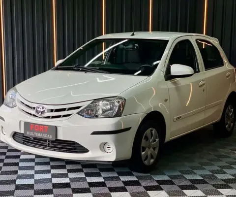 TOYOTA ETIOS HB X 2015