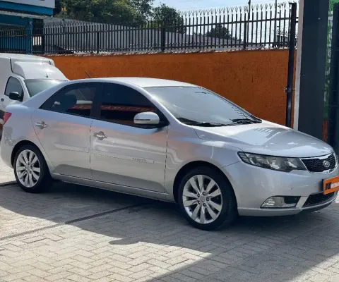 KIA CERATO EX3 1.6 COMPLETO   *CONFIRA NOSSAS OFERTAS DISPONÍVIES PARA VOCÊ