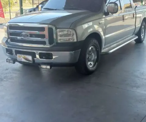 F250 CD XLT-L 4.2 6CC MWM ️ 2005/2005 TOP DE LINHA DE FÁBRICA ️ BANCO COURO ️ LONA MARÍTIMA P