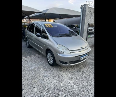 Xsara Picasso Exclusive 2.0 16V Aut.