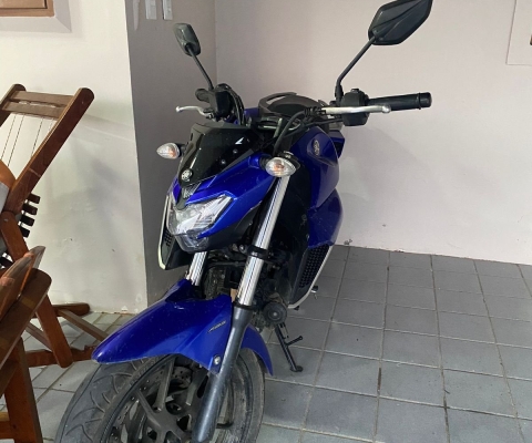 YAMAHA FAZER à venda.