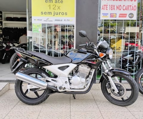 Honda CBX 250 Twister 2005, aceito troca, cartão e financiamento