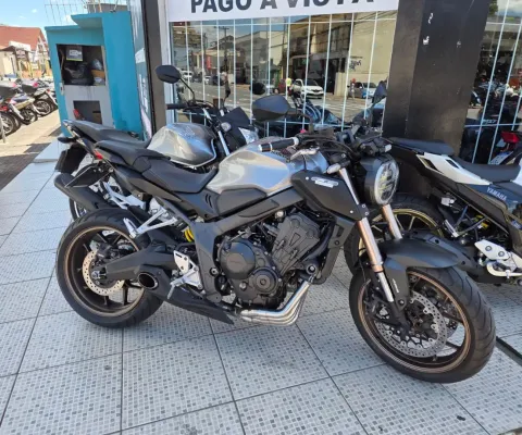Honda CB 650R Abs 2020, 14.000km, aceito troca e financiamento