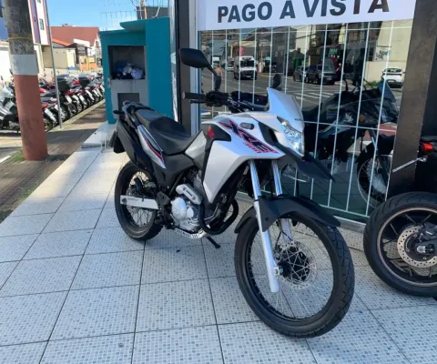 Honda XRE 300 Abs 2021, revisada, aceito troca, cartão e financiamento