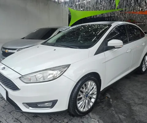 Ford focus sedan 2017 automático