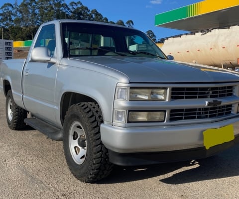 CHEVROLET SILVERADO à venda.