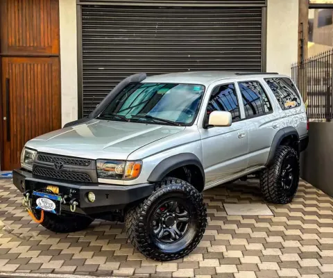 Toyota Hilux SW4 4x4 3.0 8V TB Diesel  - Prata - 2002/2002