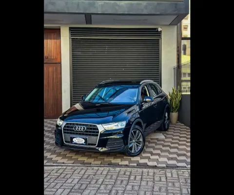 Audi Q3 P. Plus 1.4 TFSI Flex/P.Plus S-tronic  - Preta - 2018/2019