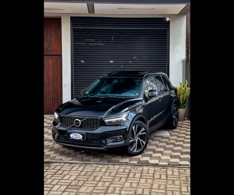 Volvo XC40 T-5 R-DESIGN 2.0 252cv AWD  - Preta - 2019/2020