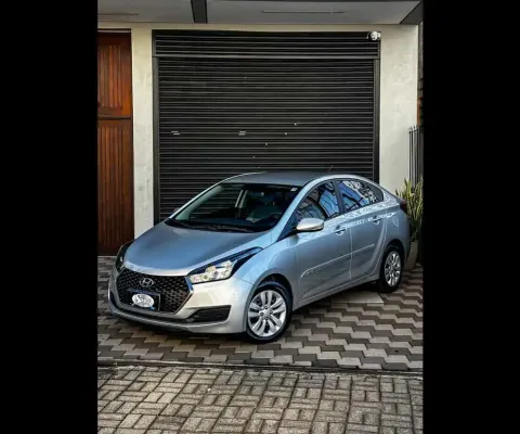 Hyundai HB20S C.Plus/C.Style1.0 Flex 12V Mec. 4P - Prata - 2018/2019