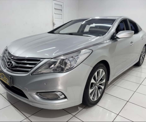 Hyundai AZERA 3.0 MPFI GLS V6 24V GASOLINA 4P AUTOMÁTICO