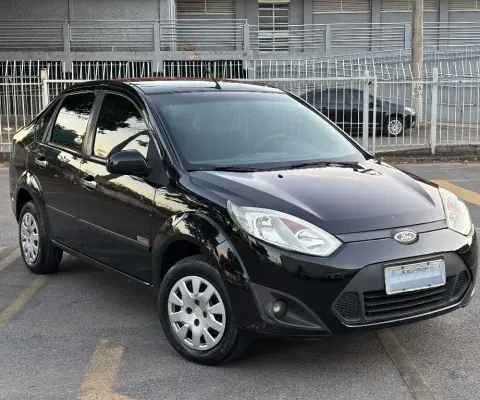 Ford Fiesta Rocam Sedan 1.6 8v Completo ano 2012 , Carro Impecável.