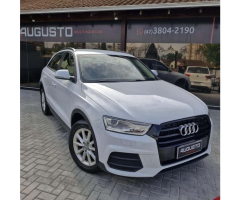 Audi Q3 1.4 TFSI/TFSI Flex S-tronic 5p  - Branca - 2015/2016