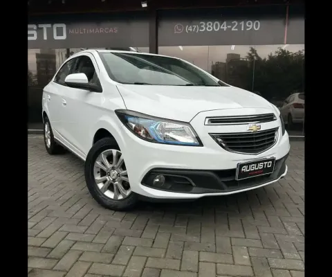 Chevrolet Prisma LTZ 1.4 AUT - Branca - 2014/2014