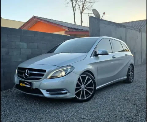 Mercedes-Benz B 200 1.6 SPORT TURBO GASOLINA 4P AUTOMÁTICO