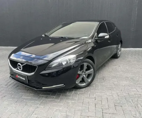VOLVO V40 T-4 KINETIC 2.0 Aut.