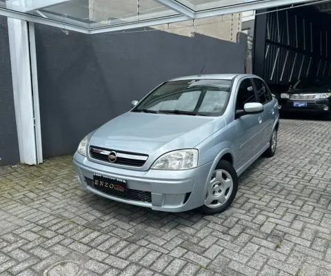 Corsa Sedan 1.4 Premium 8V – Conforto, Economia e Confiabilidade Garantida