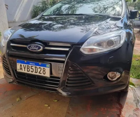 FORD FOCUS à venda.