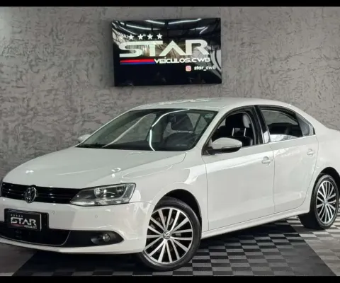 VOLKSWAGEN JETTA 2.0 TSI HIGHLINE 211CV GASOLINA 4P TIPTRONIC 2013