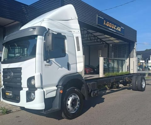 VOLKSWAGEN 17.260 CRM 4X2 2021