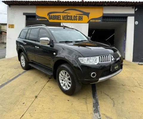 Mitsubishi Pajero dakar 2010 3.2 hpe 4x4 7 lugares 16v turbo intercooler diesel 4p automático