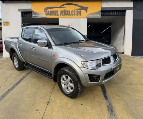 Mitsubishi L200 triton 2012 3.5 hpe 4x4 cd v6 24v flex 4p automático