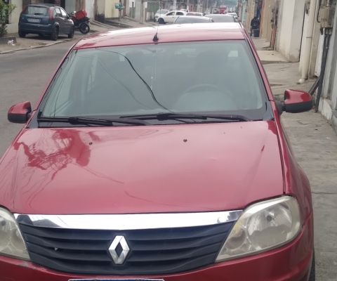 RENAULT LOGAN à venda.