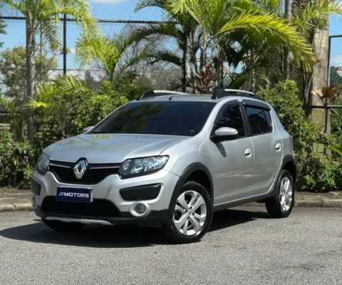Renault Sandero StepWay 2016 BAIXO KM