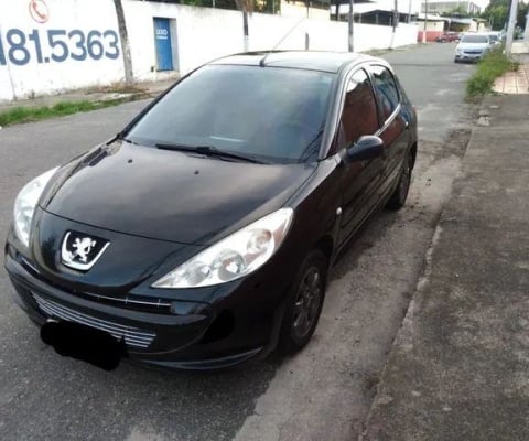 PEUGEOT 207 à venda.