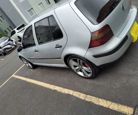 VOLKSWAGEN GOLF à venda.