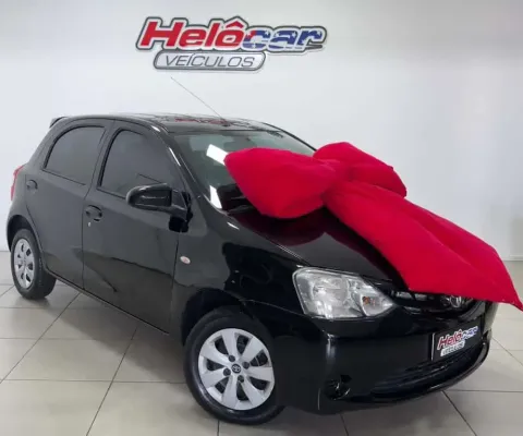 Toyota etios hb x 2015