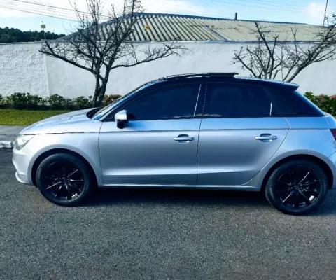 Audi A1 Sport back teto panorâmico 