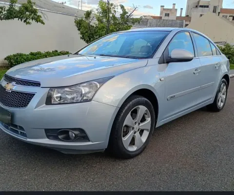 Cruze LT 1.8 automático 