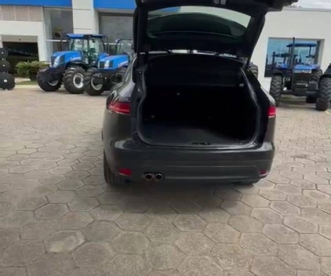 JAGUAR F-PACE à venda.