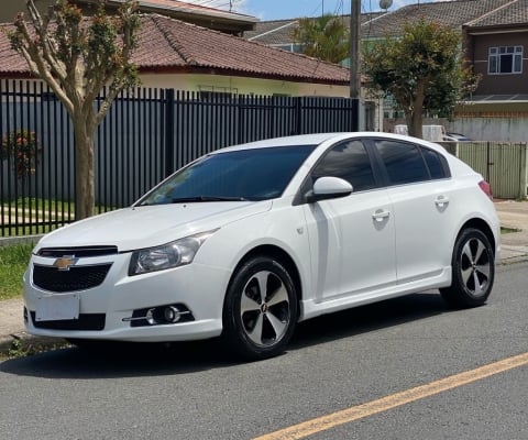 Cruze 1.8 Hatch EM OTIMO ESTADO!! 