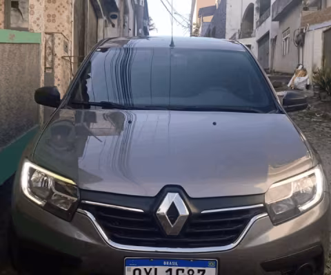 RENAULT LOGAN à venda.
