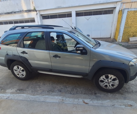 FIAT PALIO WEEKEND à venda.