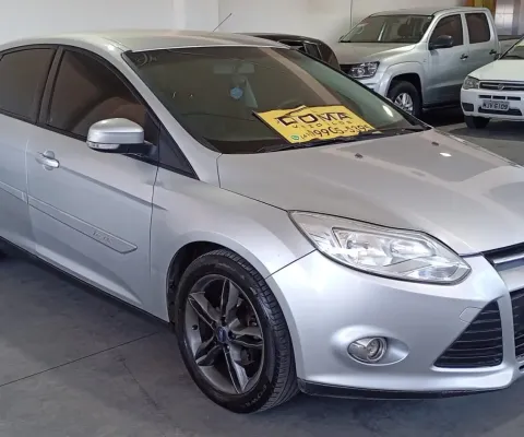 Focus se 1.6 completo 