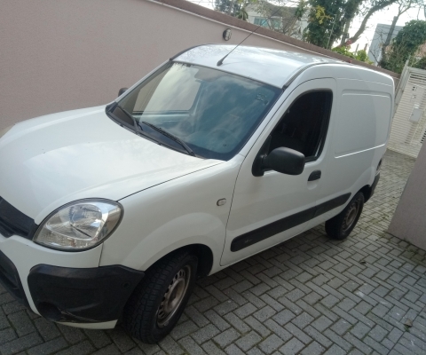 RENAULT KANGOO à venda.