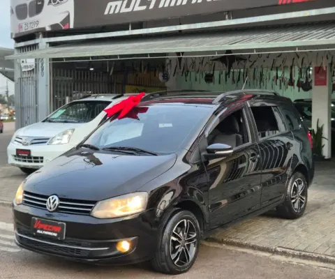 VOLKSWAGEN SPACEFOX GII 1.6 BV 2011 COMPLETA COM AR CONDICIONADO