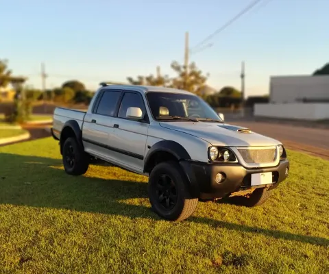 Caminhonete L200 OUTDOOR 