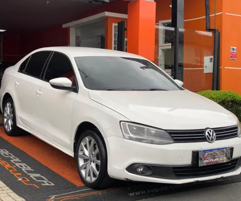 VOLKSWAGEN JETTA CONFORTLINE  2.0 FLEX 2012