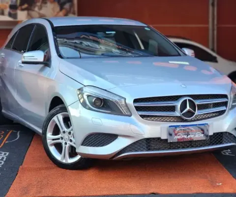 MERCEDES-BENZ A200 TURBO 2015 – LUXO E DESEMPENHO